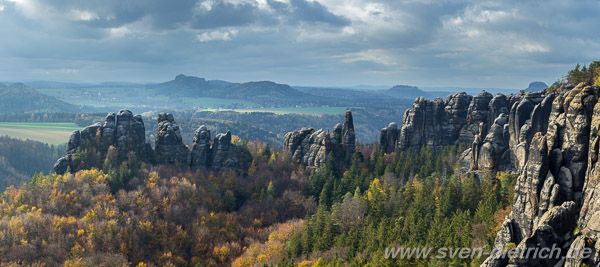 Herbstlicht in den Schrammsteinen